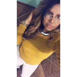 Meet your Posher, Clara